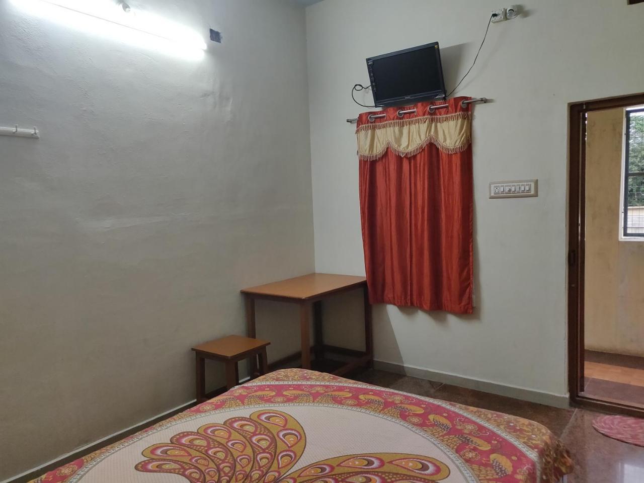 Hotel Srb Residency Tiruvannāmalai Esterno foto