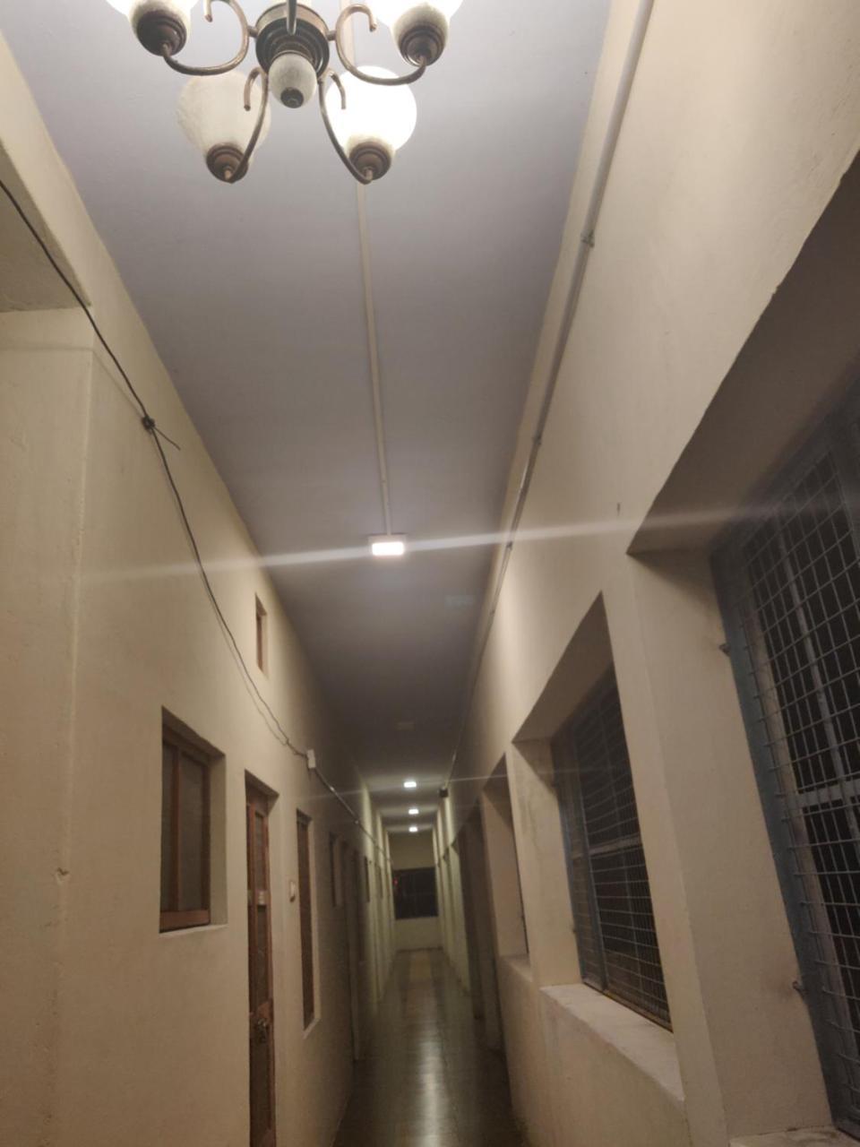 Hotel Srb Residency Tiruvannāmalai Esterno foto